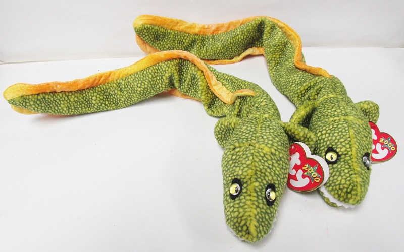 "Morrie", the Eel - Beanie Baby<br>(Click on picture for full details)<br>